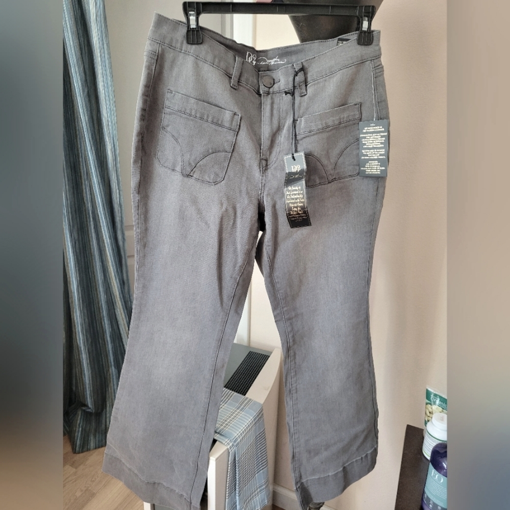DG2 flare jeans new front pockets